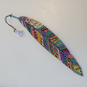 Bookmark feather rainbow